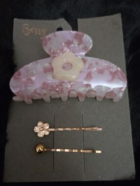 Pink Marbled Flower Hair Claw with Gold Accent Bobby Pins NWOT